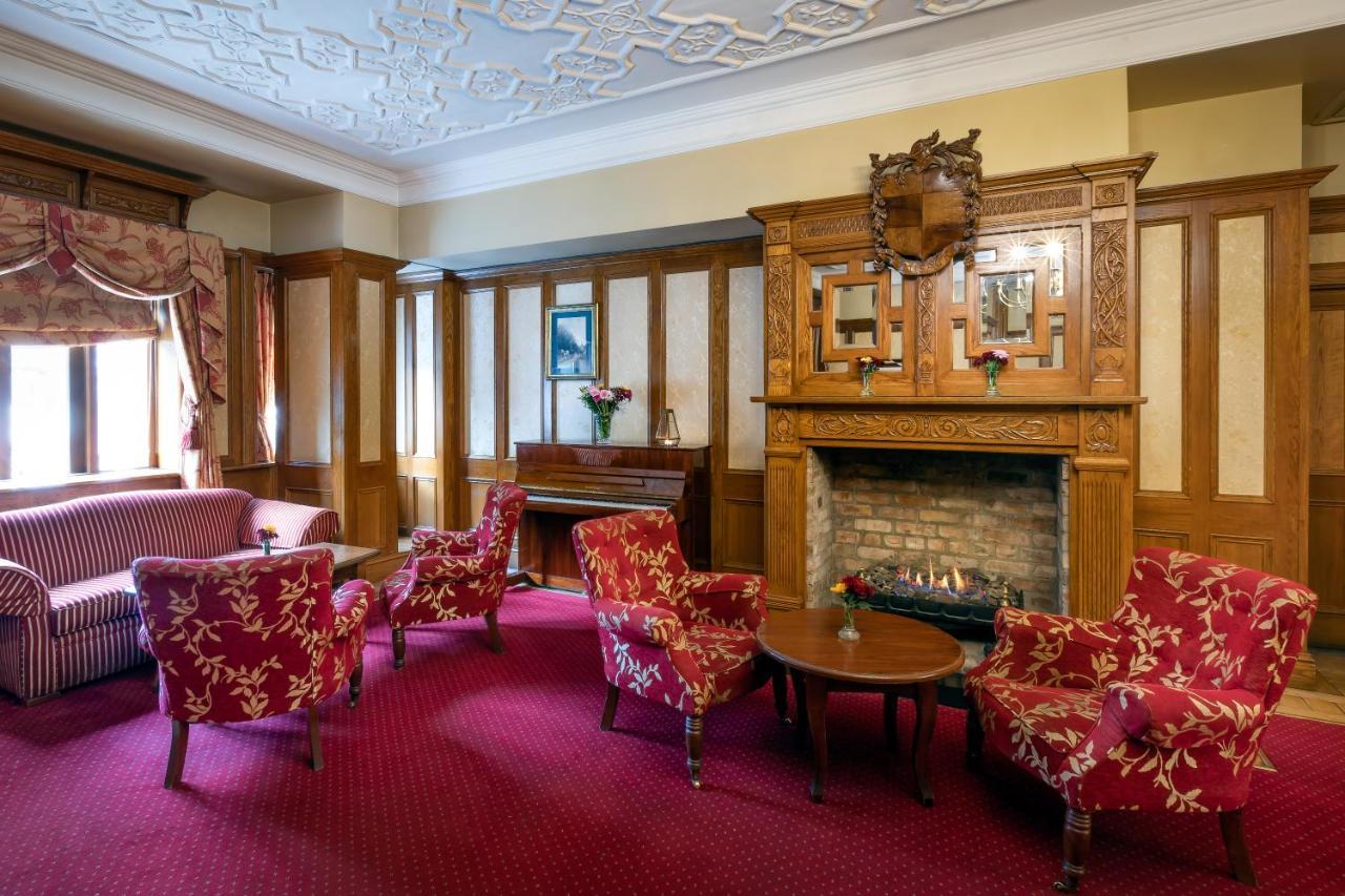 נאבאן The Newgrange Hotel מראה חיצוני תמונה