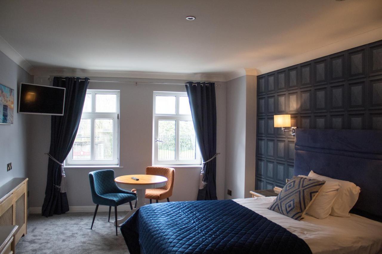 נאבאן The Newgrange Hotel מראה חיצוני תמונה