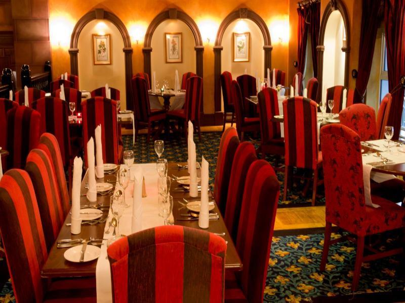נאבאן The Newgrange Hotel מראה חיצוני תמונה