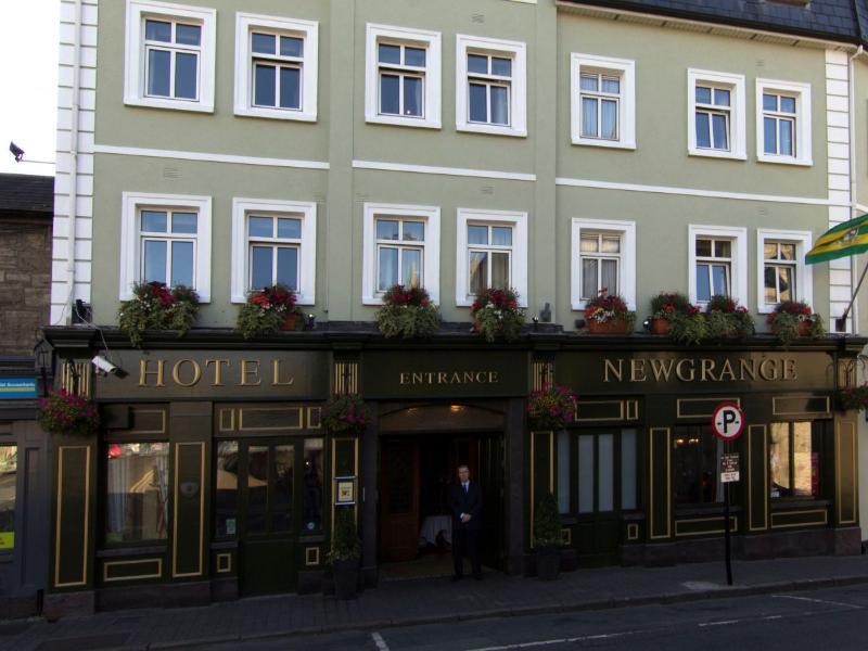 נאבאן The Newgrange Hotel מראה חיצוני תמונה