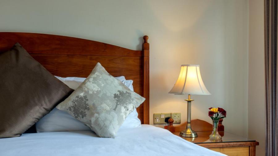 נאבאן The Newgrange Hotel מראה חיצוני תמונה
