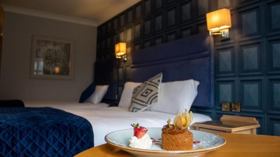 נאבאן The Newgrange Hotel מראה חיצוני תמונה