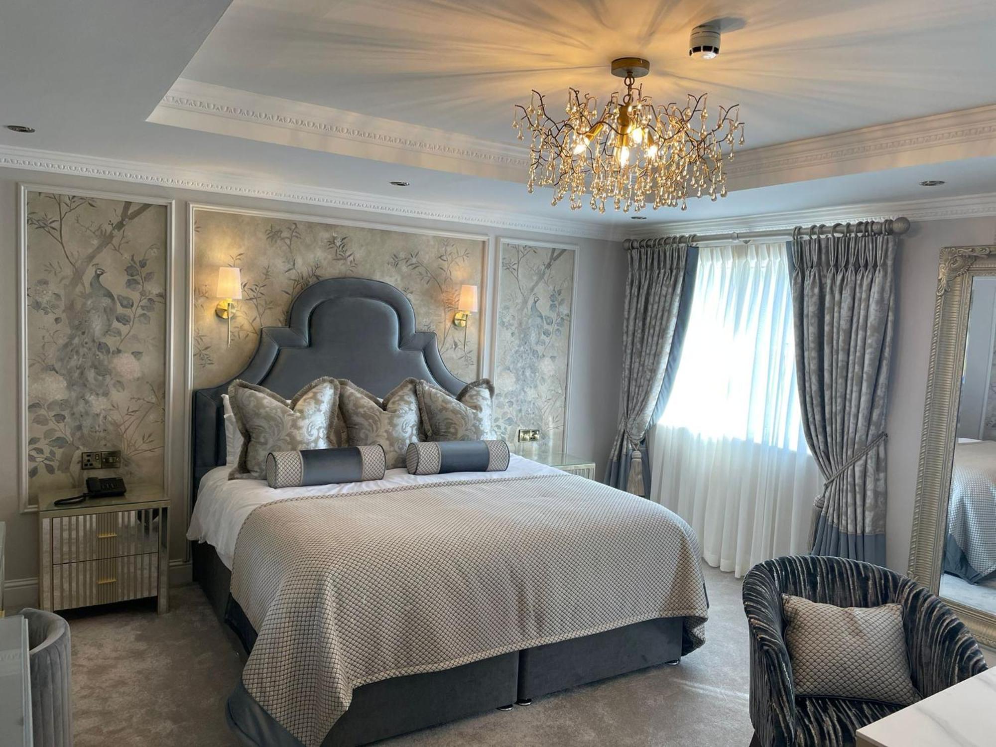נאבאן The Newgrange Hotel מראה חיצוני תמונה