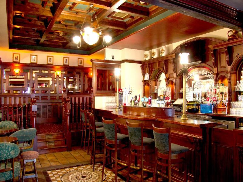 נאבאן The Newgrange Hotel מראה חיצוני תמונה
